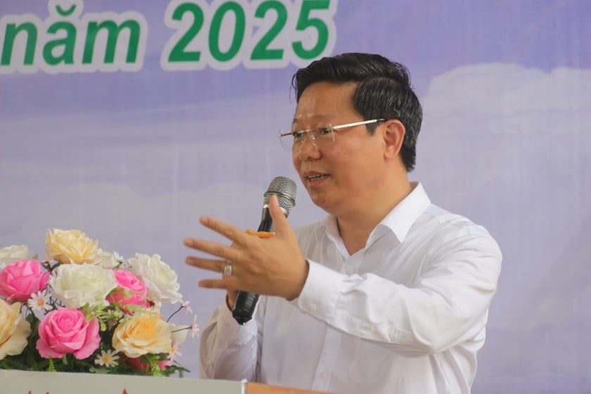 Ông Trần Thanh Lâm - Phó Bí thư Thường trực Tỉnh ủy Bến Tre đánh giá cao sáng kiến tổ chức Chương trình của Báo Pháp luật Việt Nam