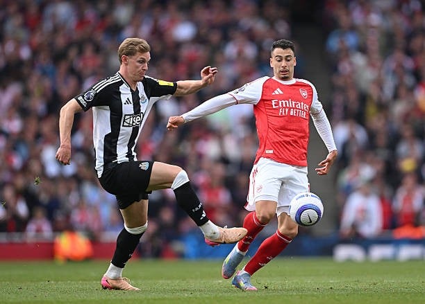 Declan Rice's masterpiece helps Arsenal win a ticket to the Champions League photo 8