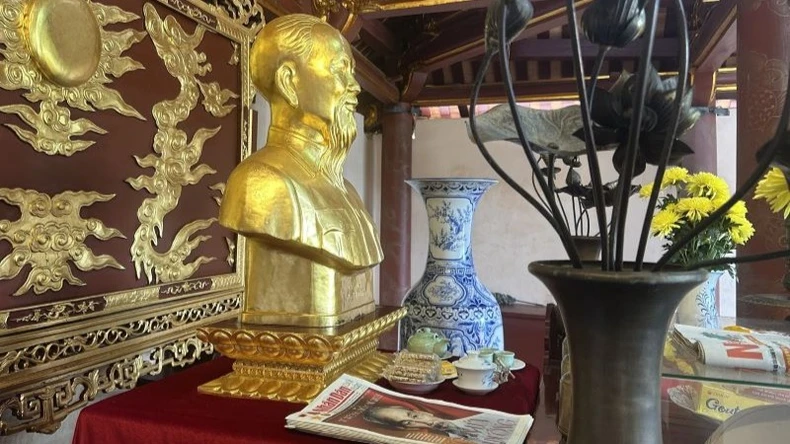Viếng Bác trên đảo tiền tiêu Cô Tô ảnh 4