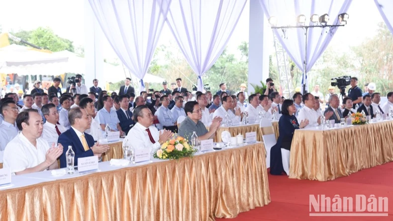 Thủ tướng Chính phủ chỉ đạo đẩy nhanh tiến độ, hoàn thành xây dựng cầu Tứ Liên trong 24 tháng ảnh 2