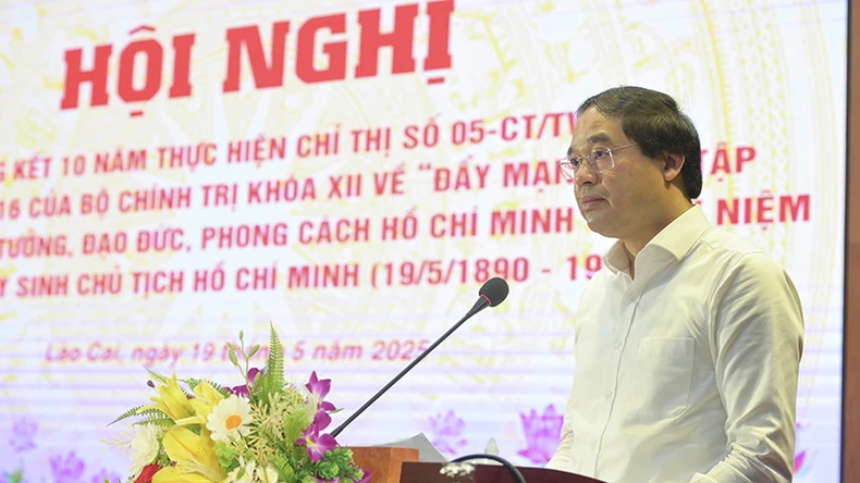 Lào Cai: Tổng kết 10 năm thực hiện Chỉ thị số 05-CT/TW của Bộ Chính trị ảnh 2