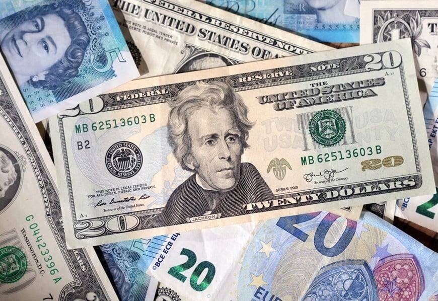  Tỷ giá USD hôm nay 19-5: Đồng USD neo ở mốc quan trọng. Ảnh: Reuters