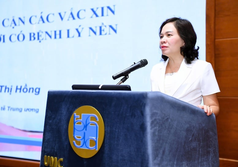 Đẩy mạnh tiêm vaccine cho người lớn, nhất là người có bệnh nền- Ảnh 1.