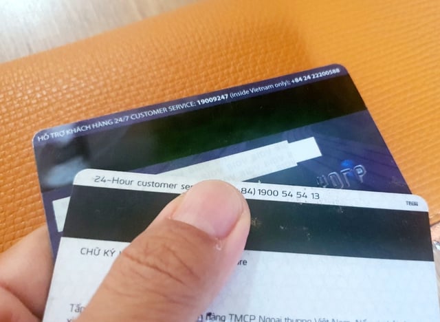 Phạt cao nhất 200 triệu đồng khi cho thuê, mượn, mua, bán tài khoản, thẻ ngân hàng - Ảnh 1.