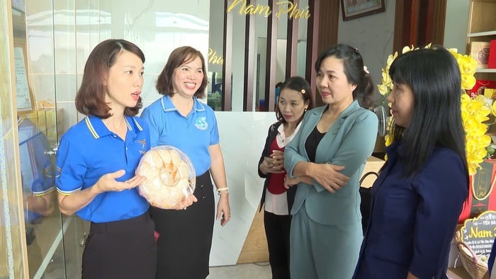 Hội LHPN thị xã Chơn Thành nỗ lực đồng hành cùng phụ nữ khởi nghiệp- Ảnh 1.