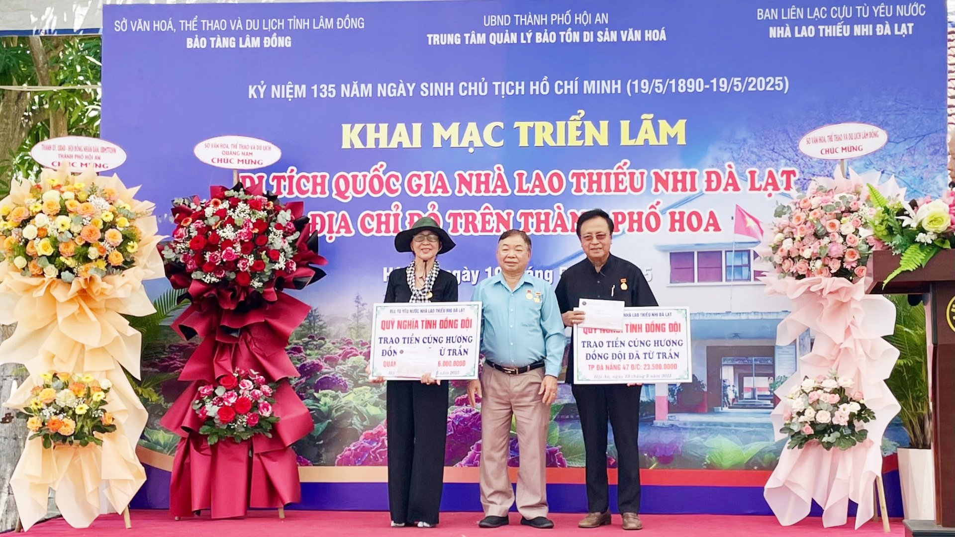 Trao quà từ Quỹ Nghĩa tình đồng đội cho thân nhân cựu tù qua đời