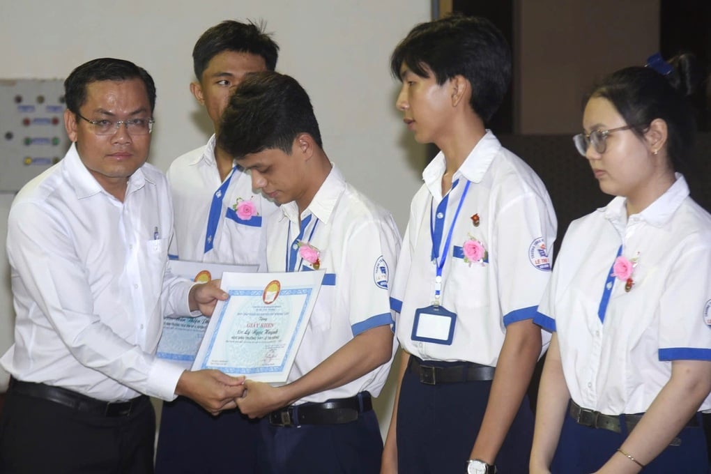 Dấu ấn 10 năm Quỹ khuyến học mang tên cố Thủ tướng Võ Văn Kiệt - 2