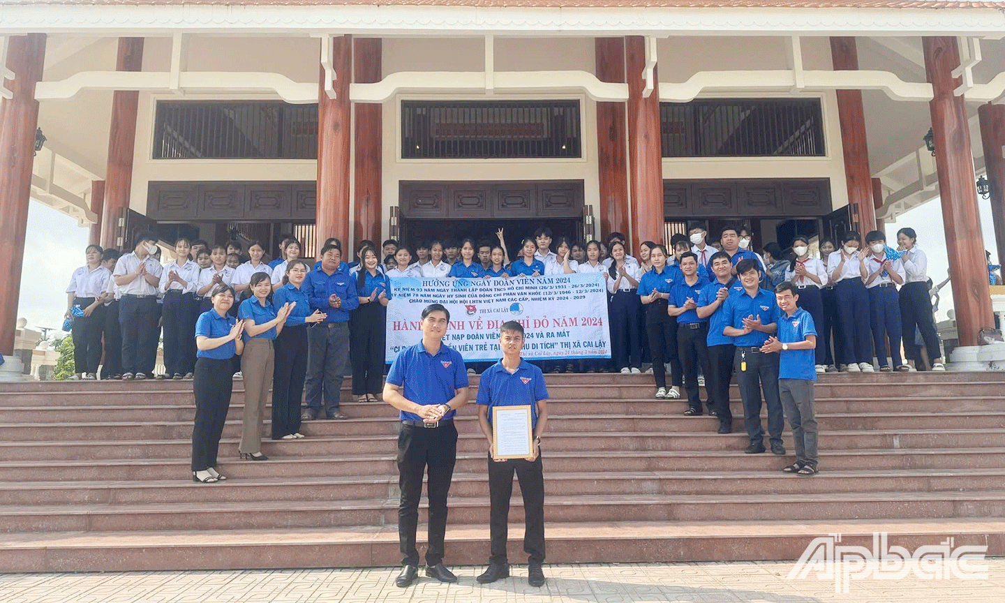 Hành-trình-về-địa-chỉ-đỏ-tại-Khu-tưởng-niệm-Phan-Văn-Khỏe