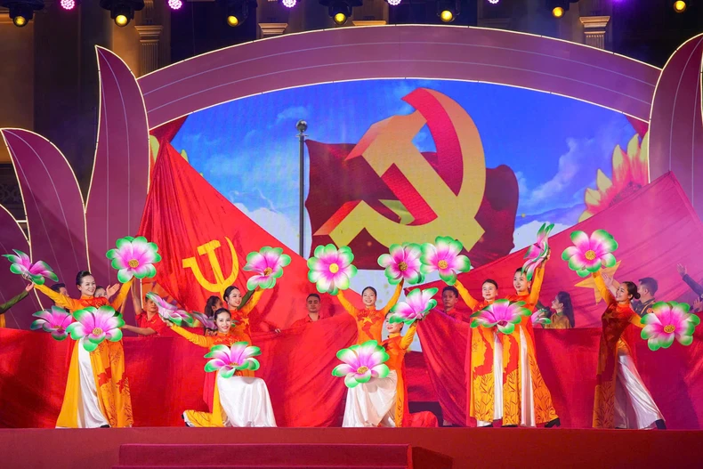 Hải Phòng tổ chức chương trình nghệ thuật đặc biệt mang tên “Hồ Chí Minh đẹp nhất tên Người” ảnh 2