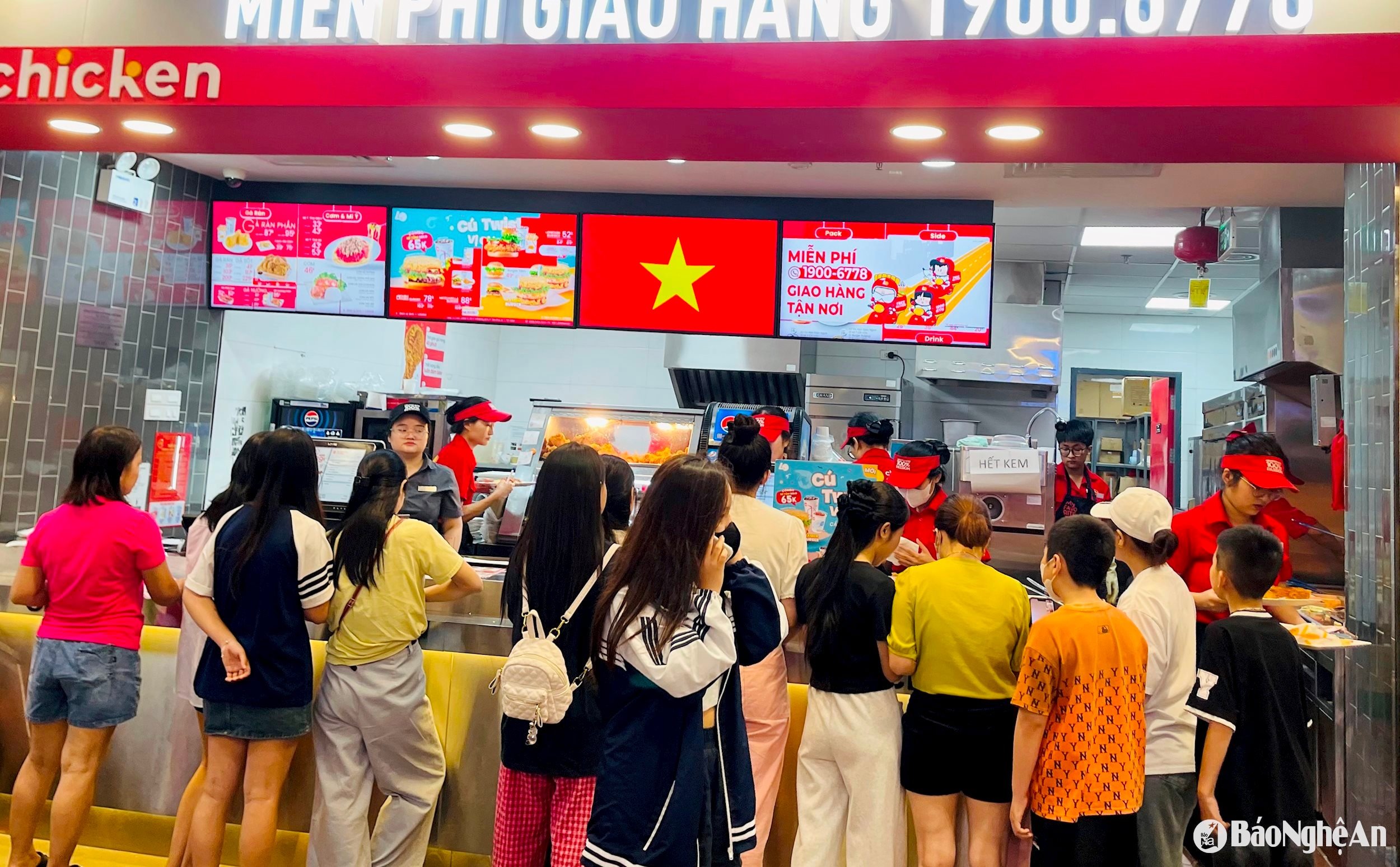 xếp hàng 3