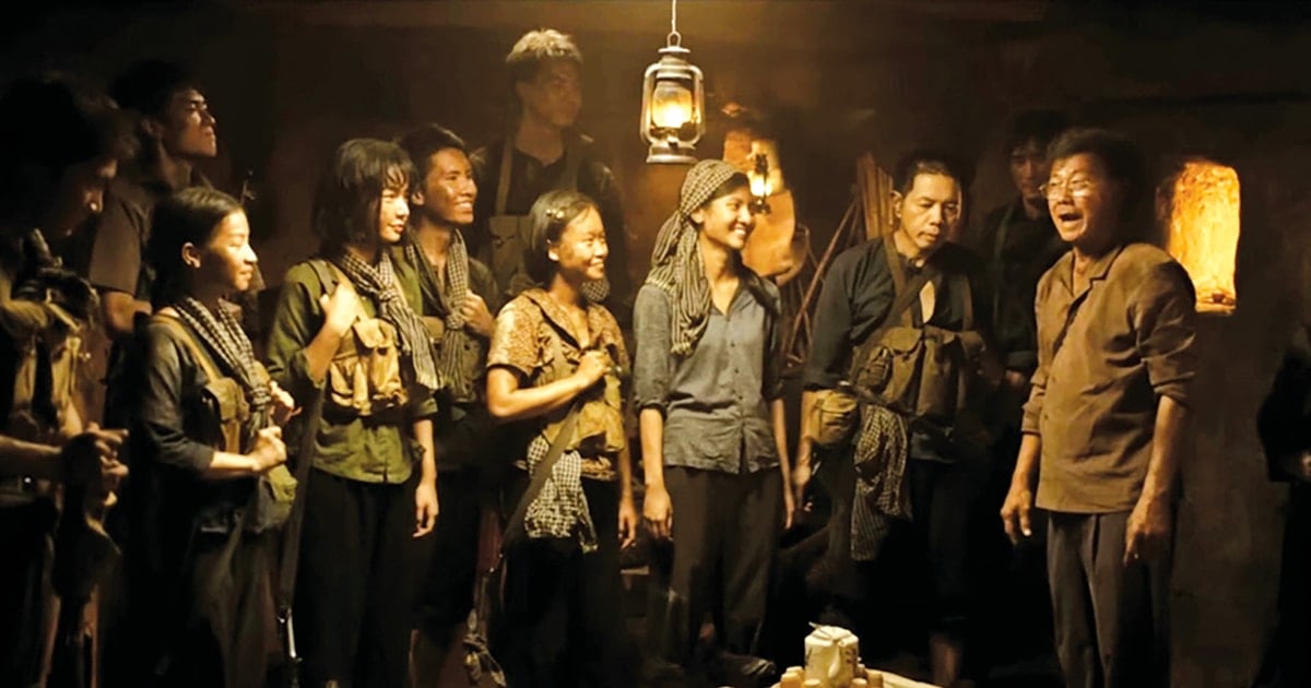 Từ “mặt trời trong bóng tối”