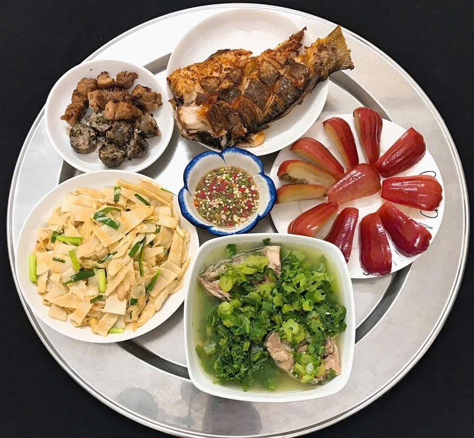 Gợi ý 30+ mâm cơm gia đình giá rẻ đa dạng món ngon mỗi ngày trong kỳ nghỉ lễ- Ảnh 11.