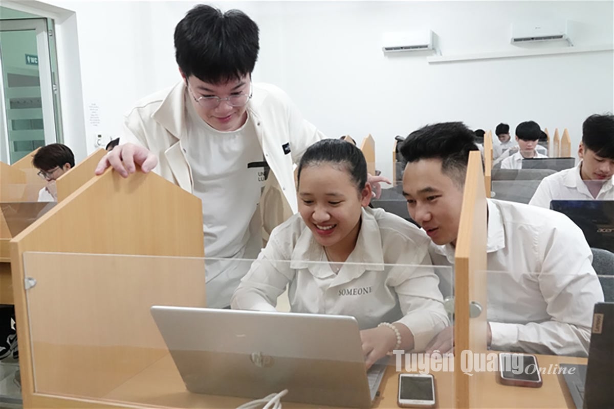 Ươm mầm sáng tạo để sinh viên khởi nghiệp