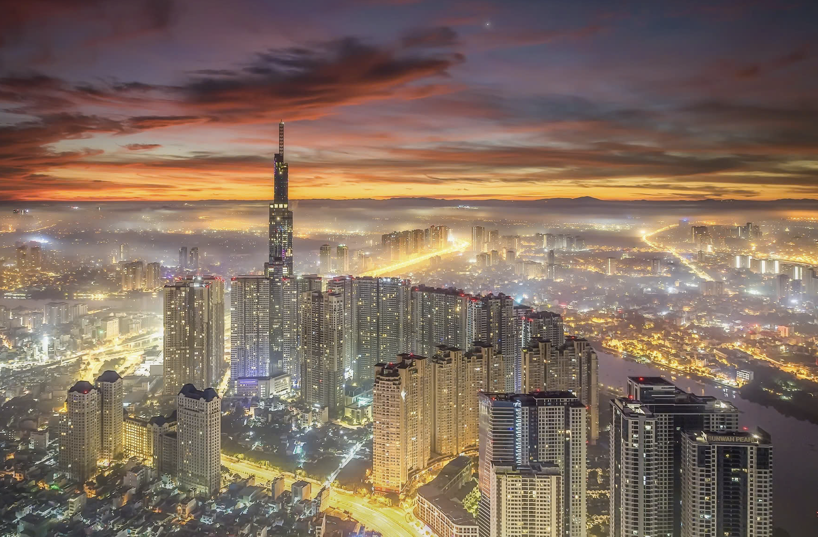 Tp. Hồ Chí Minh 50 năm sau ngày thống nhất