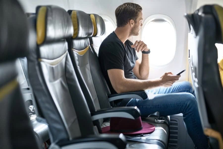 Unwritten rules about placing hands on a plane