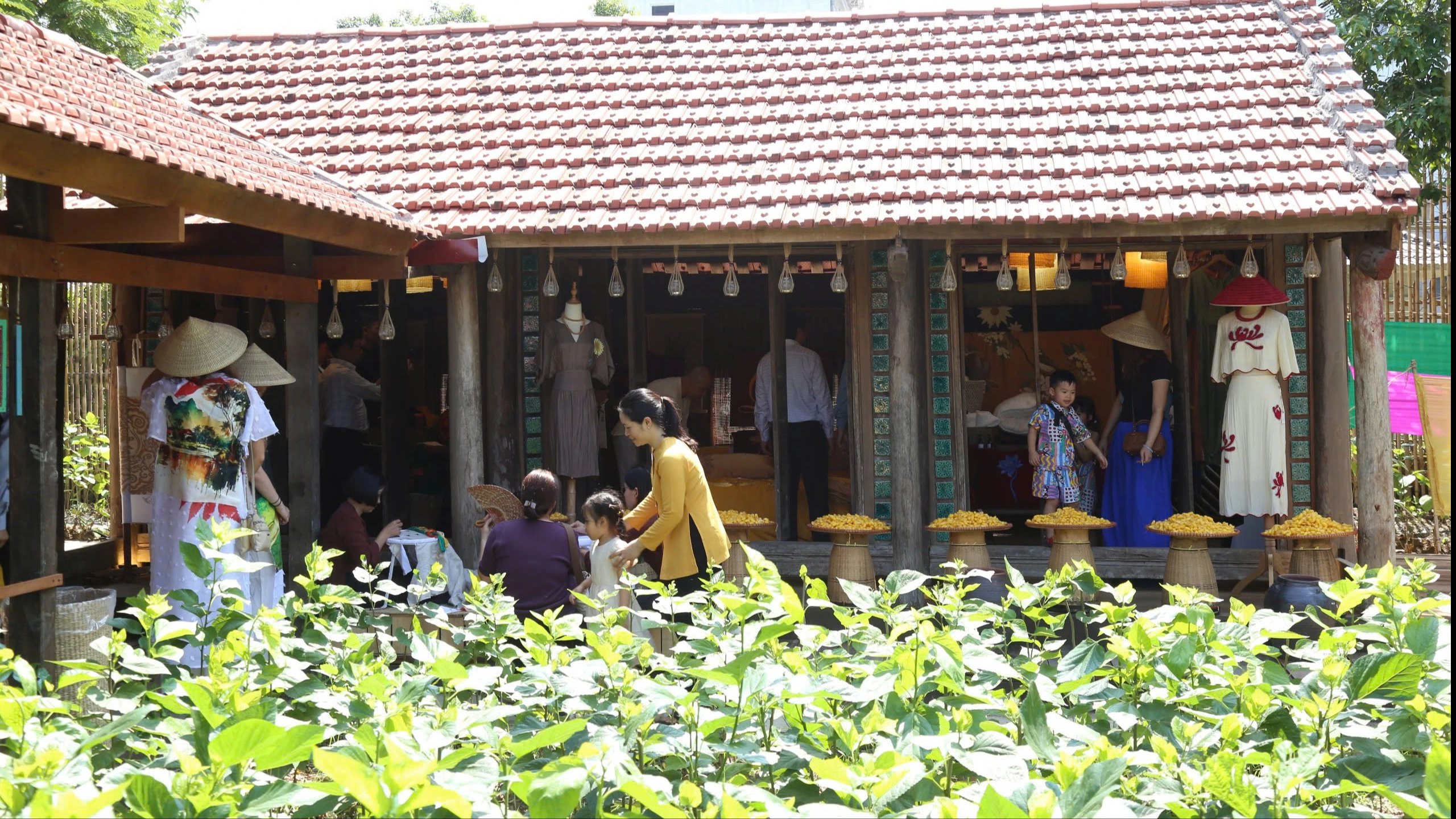Khám phá làng nghề truyền thống Ninh Bình: Chơi gì , ăn đâu , đi thế nào? - Ảnh 6.