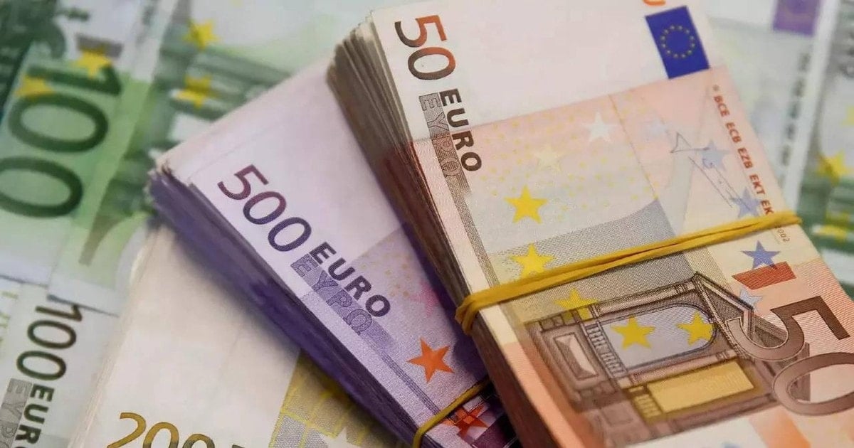 Tỷ giá Euro hôm nay 2/5/2025: Duy trì giảm giá