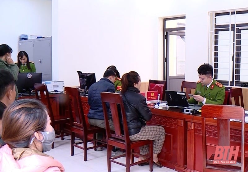 កិច្ចខិតខំប្រឹងប្រែងក្នុងការចេញប័ណ្ណសម្គាល់អត្តសញ្ញាណអេឡិចត្រូនិក និងគណនីក្នុងអំឡុងពេលថ្ងៃឈប់សម្រាកថ្ងៃទី 30 ខែមេសាដល់ថ្ងៃទី 1 ខែឧសភា