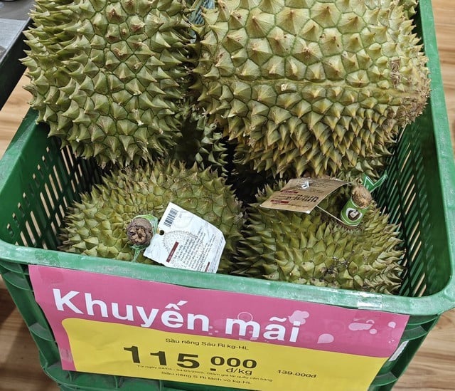 Sầu riêng có thương hiệu giá 115.000 đồng/kg
