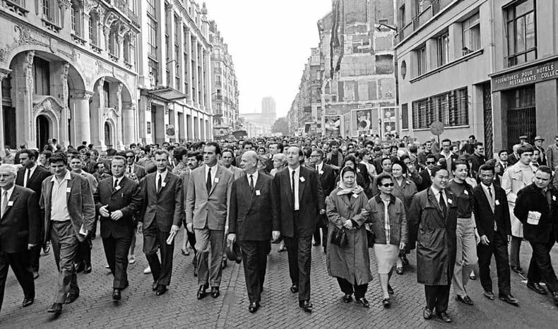 Báo Nhân đạo (Pháp) ra phụ san đặc biệt ngợi ca Chiến thắng 30/4/1975 của Việt Nam