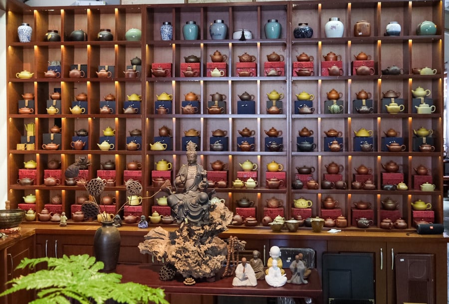 tra-nao-am-nay-ne-co-rat-nhieu-dang-am-phu-hop-de-pha-tung-loai-tra-khac-nhau.jpg