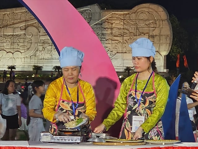 Hàng ngàn món ăn hội tụ tại Lễ hội Văn hóa Ẩm thực Bình Định 2025 - Ảnh 6.