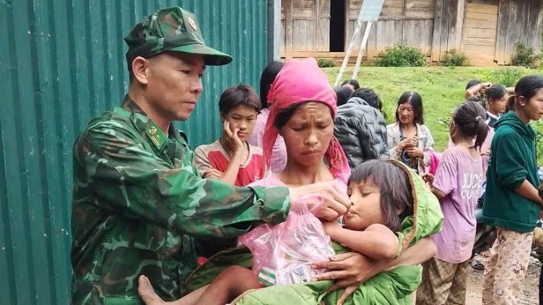 Lai Chau: Lost child found after two days in the forest photo 1