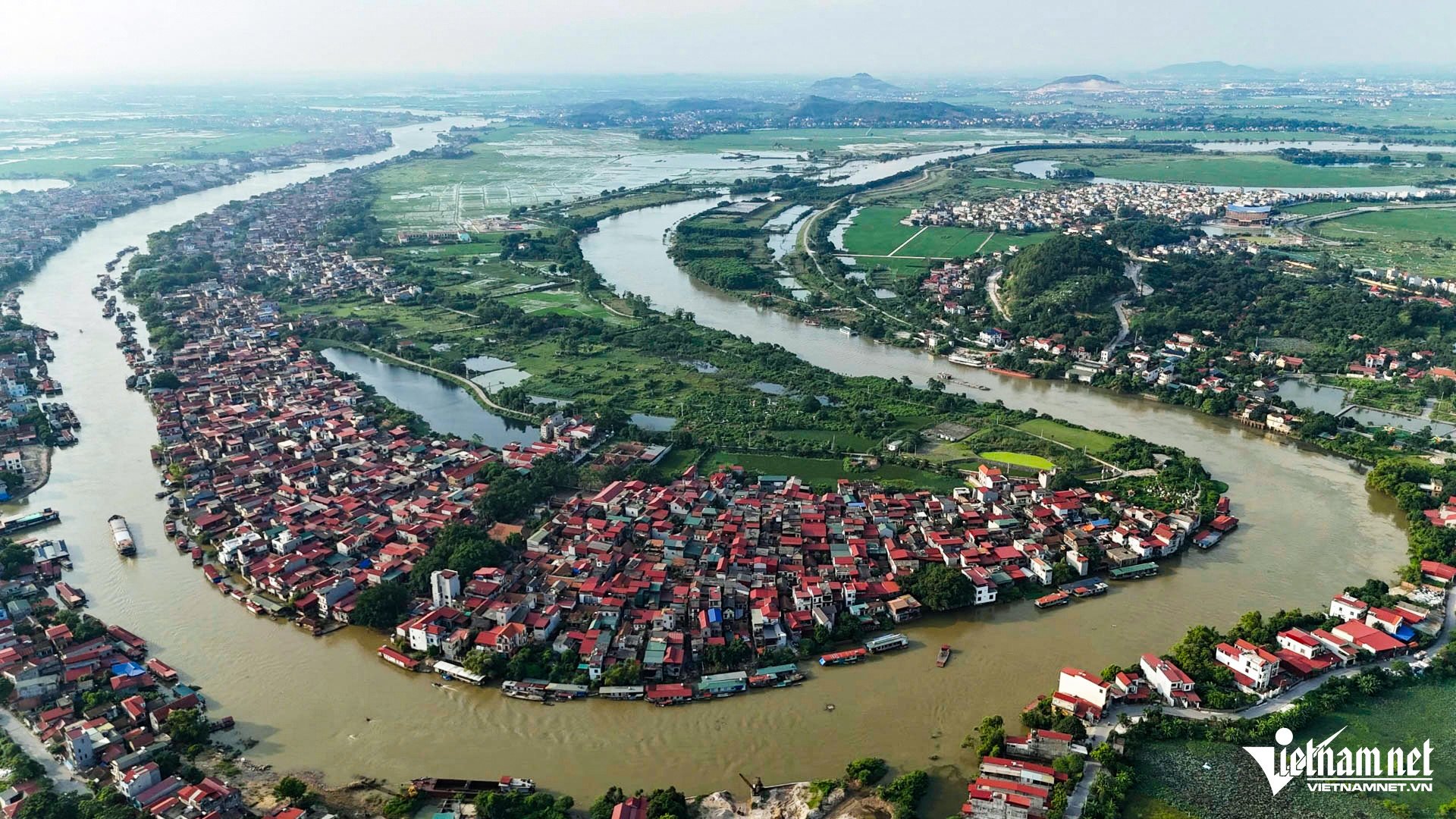 Billion-dollar bridge projects connecting Bac Ninh and Bac Giang