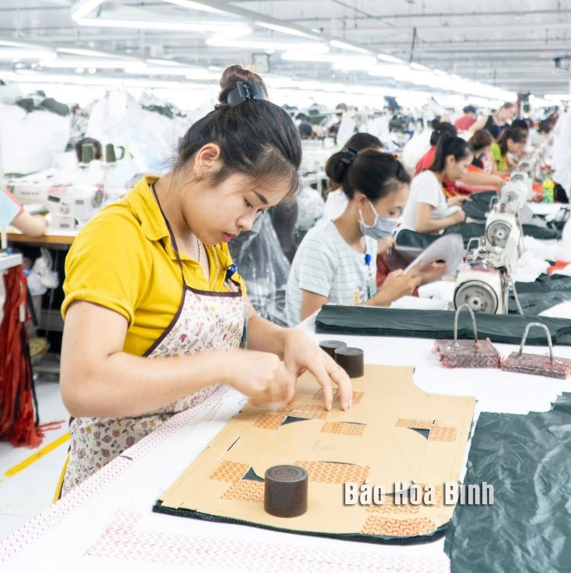Công nghiệp vươn mình, xuất khẩu bứt tốc