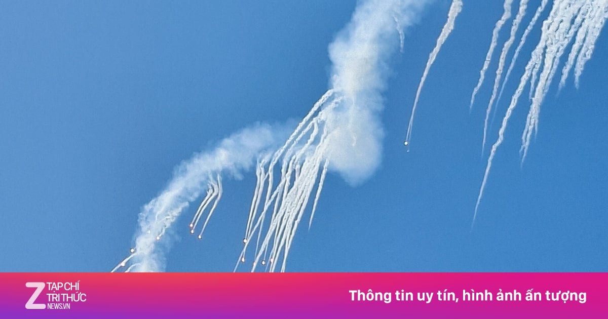Galaxy A56 5G lưu giữ kỷ niệm lễ 30/4 với Nightography và AI ấn tượng