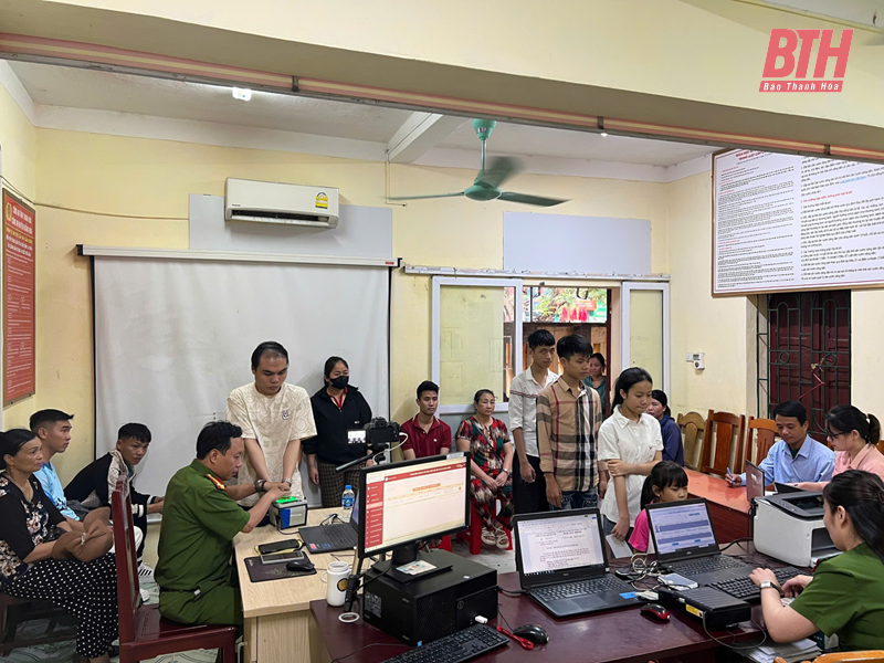 កិច្ចខិតខំប្រឹងប្រែងក្នុងការចេញប័ណ្ណសម្គាល់អត្តសញ្ញាណអេឡិចត្រូនិក និងគណនីក្នុងអំឡុងពេលថ្ងៃឈប់សម្រាកថ្ងៃទី 30 ខែមេសាដល់ថ្ងៃទី 1 ខែឧសភា