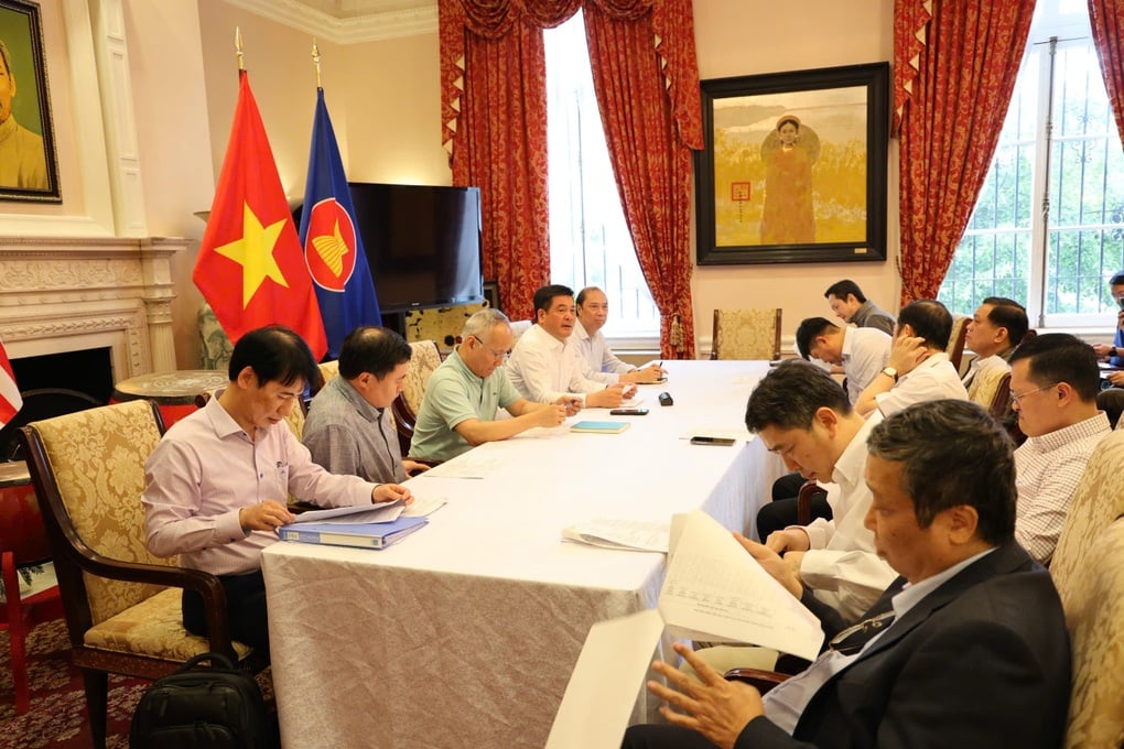 Việt Nam và Mỹ chính thức đàm phán thuế quan lần 2 - 1