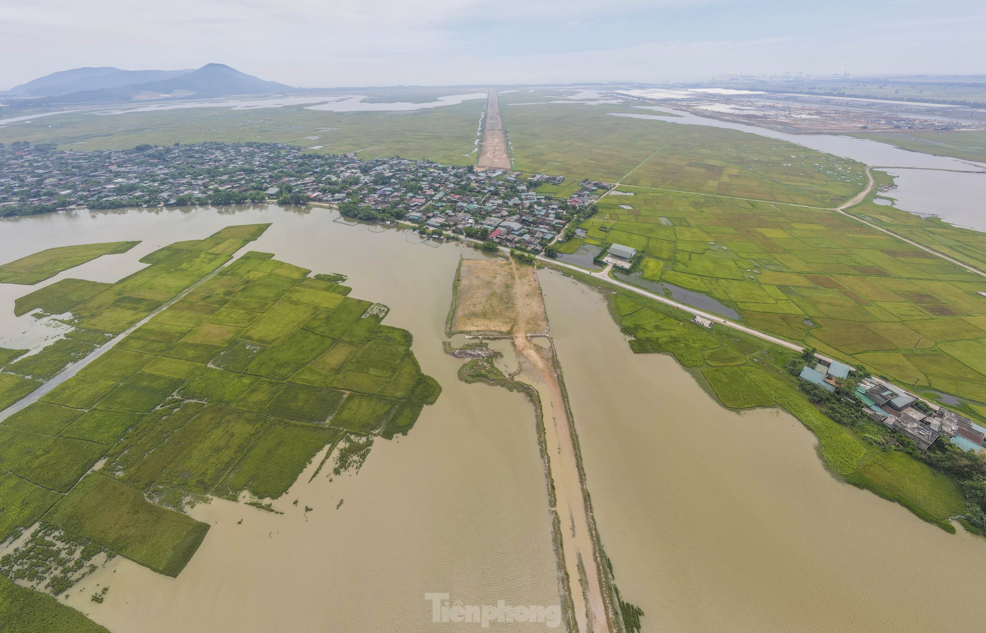 Lý do dự án đường nghìn tỷ ở Hà Tĩnh thi công 'nhảy cóc' ảnh 3