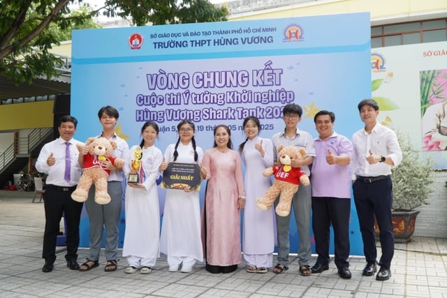 Độc đáo học sinh gọi vốn với bánh mì chay, tiệm sửa máy tính lưu động với chi phí...500.000 đồng - Ảnh 1.