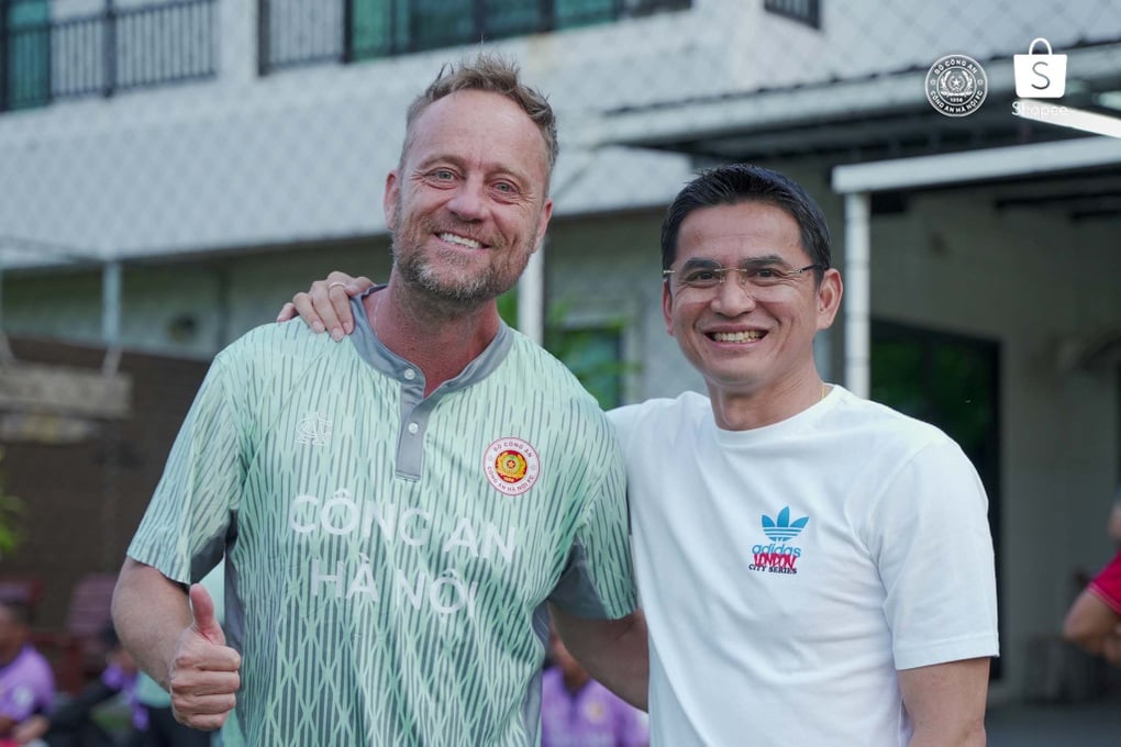 Kiatisuk có hành động bất ngờ, có thể giúp CLB CAHN thắng Buriram United - 1
