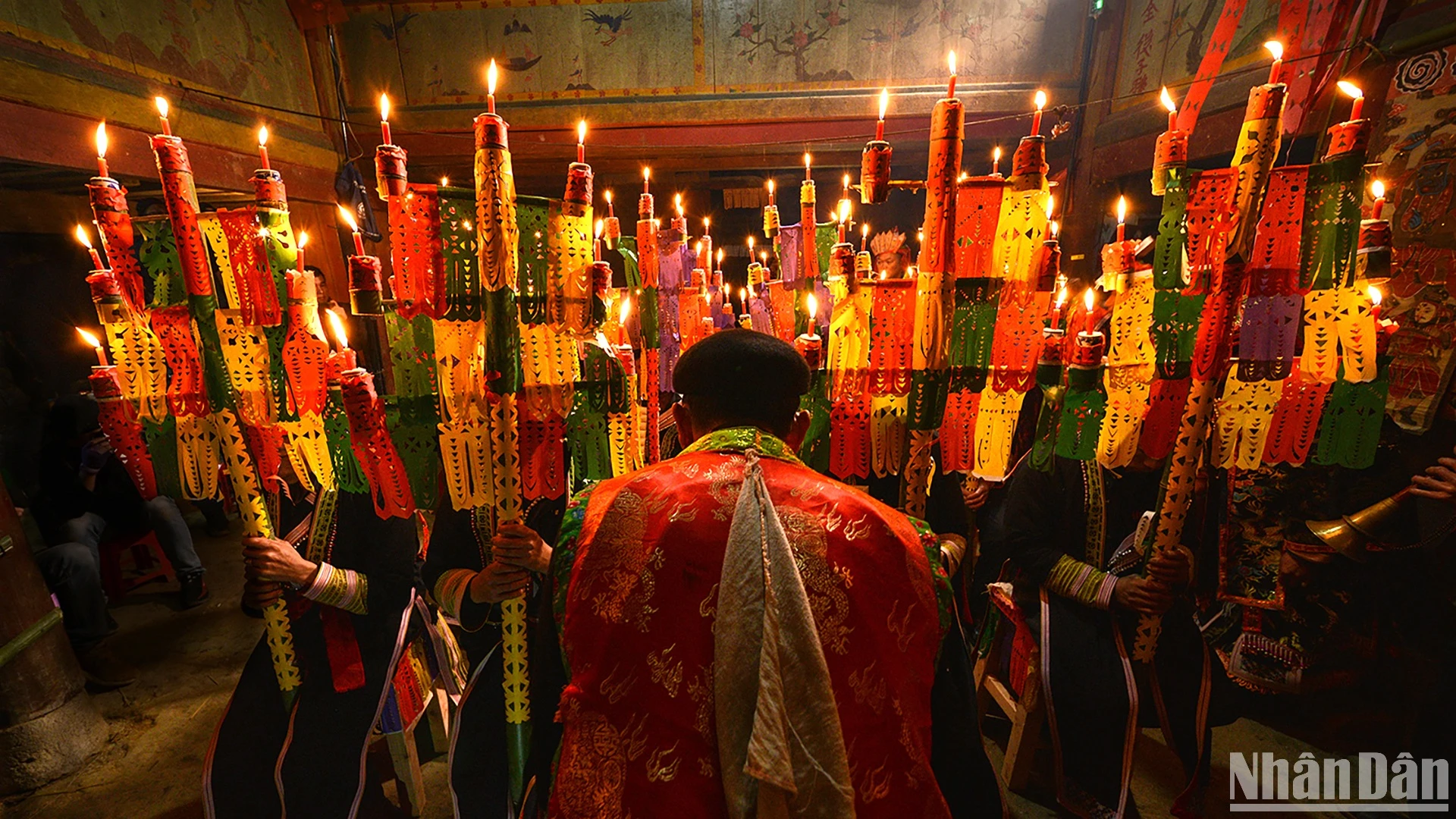 [ภาพ] พิธีบรรลุนิติภาวะของ Red Dao ที่เมืองต้าฟิน - ตำนานในเมฆ ภาพที่ 3