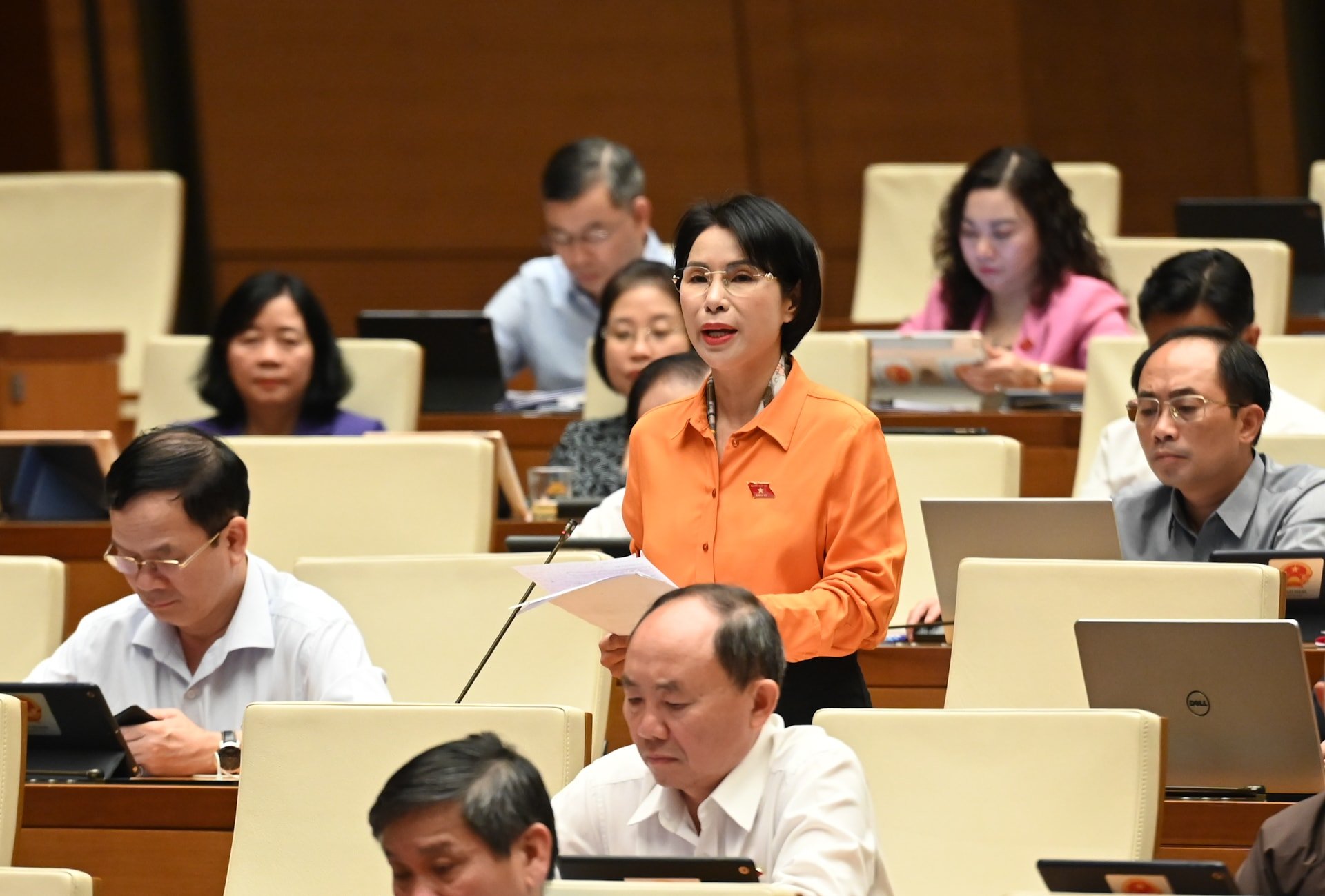 tran-thi-nhi-ha-ha-noi-.jpg