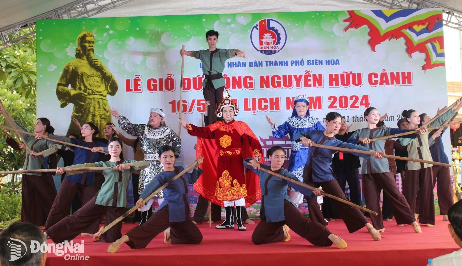 Hoạt cảnh tái hiện quá trình mở cõi của Đức ông Nguyễn Hữu Cảnh do Nhà hát Nghệ thuật Đồng Nai biểu diễn năm 2024. Ảnh: Ly Na