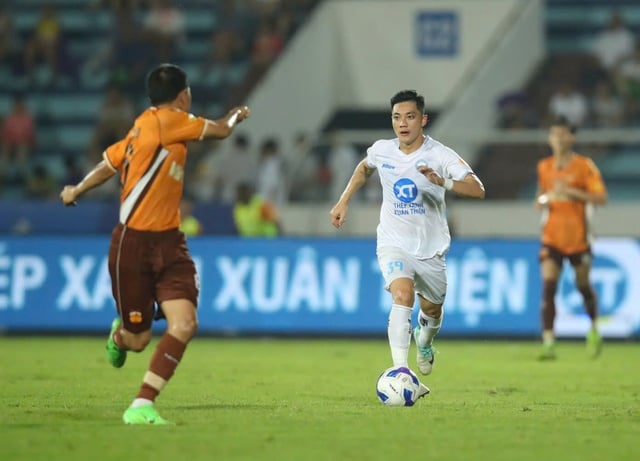 Lộ diện ứng viên vô địch V-League - Ảnh 1.