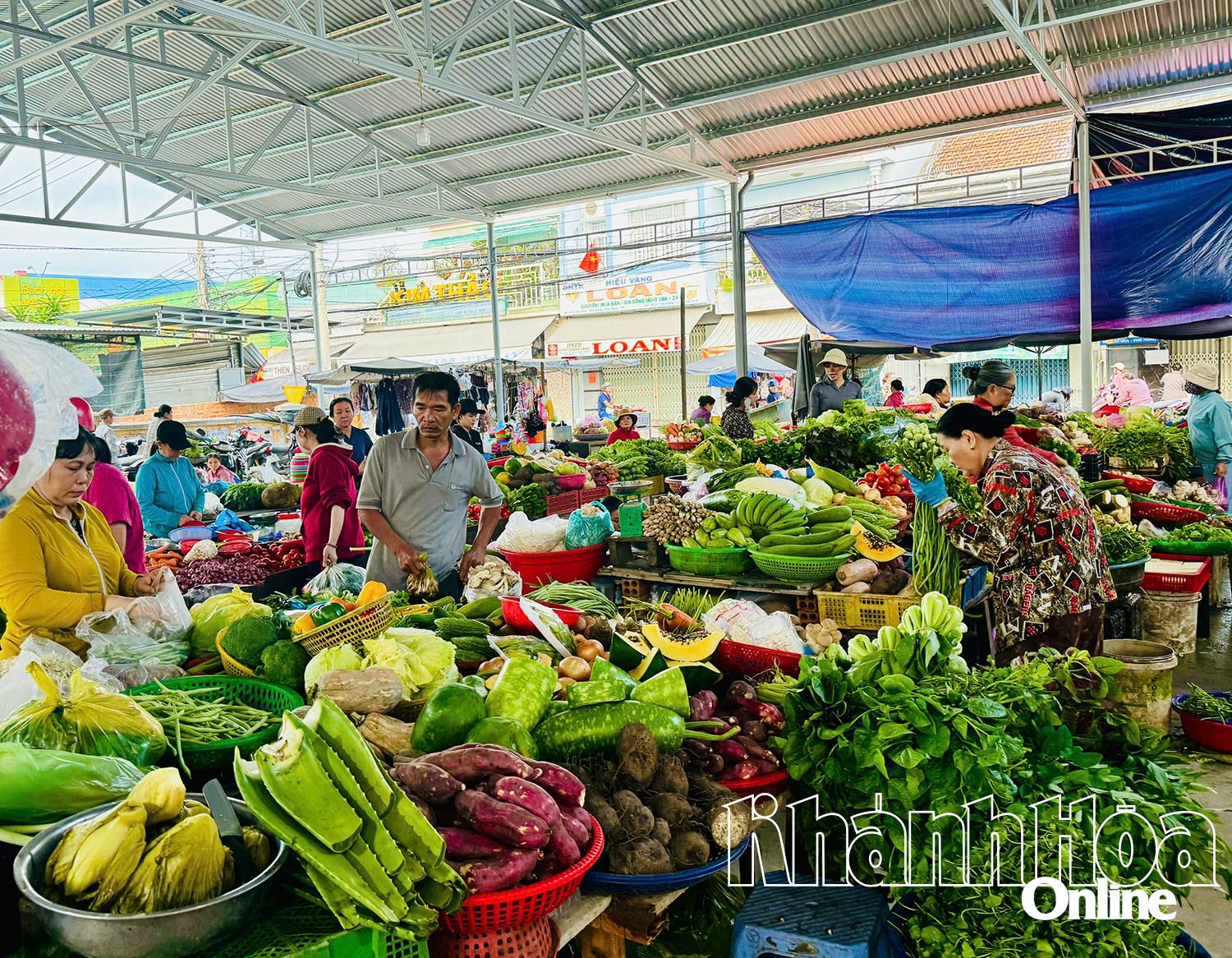 กิจกรรมทางธุรกิจที่ตลาดในนาตรัง