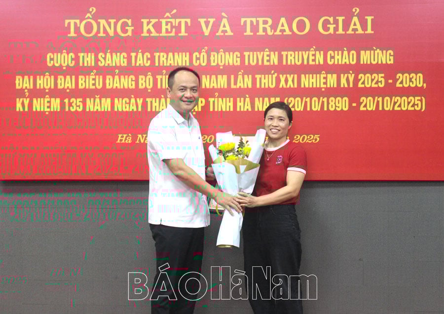 Tổng kết và trao giải Cuộc thi sáng tác tranh cổ động tuyên truyền Đại hội Đảng bộ tỉnh lần thứ XXI và 135 năm Ngày thành lập tỉnh Hà Nam