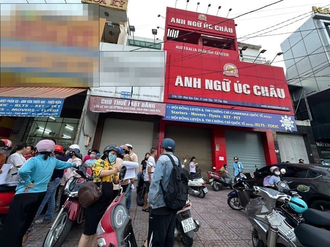 មជ្ឈមណ្ឌលភាសាអង់គ្លេសបិទភ្លាមៗ៖ ឯកសារផ្ទេរទៅប៉ូលីសរូបថត ១