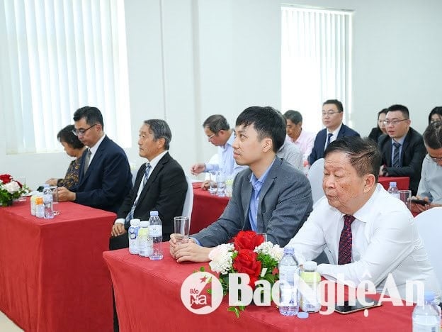  Các địa biểu tham dự Lễ Khánh thành Hệ thống WHR. Ảnh- Thành Cường
