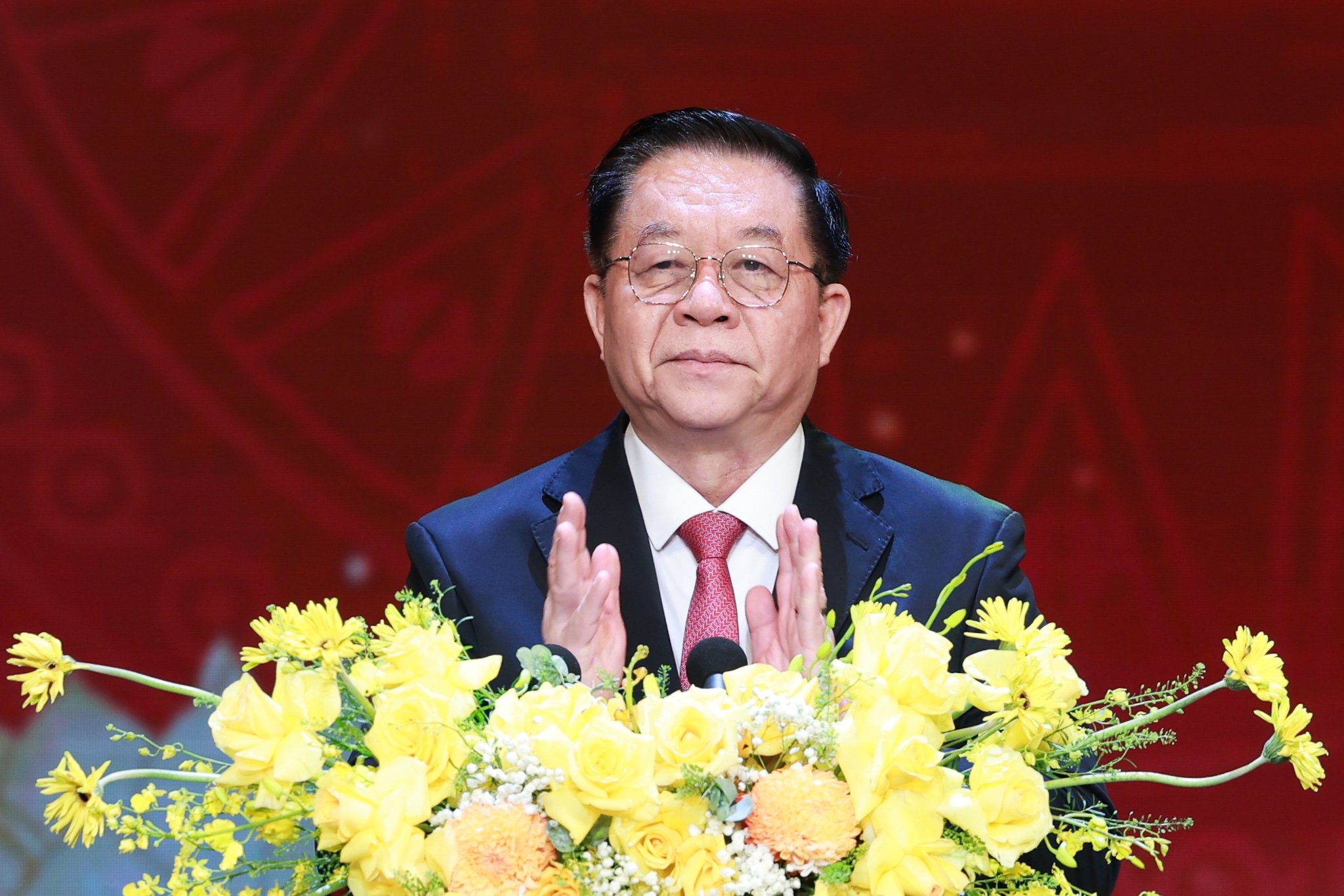 ក