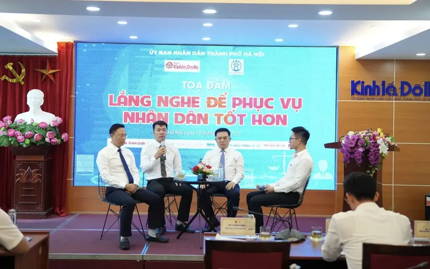 Các diễn giả chia sẻ tại tọa đàm. (Ảnh: KT&ĐT)