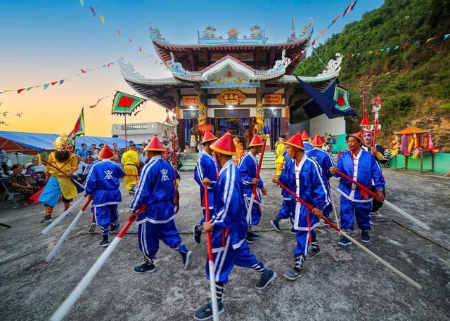 Lễ hội cầu ngư vạn đầm Xương Lý phục vụ phát triển du lịch - Ảnh 1.