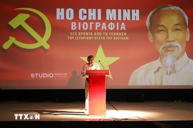 ttxvn-hy-lap-chieu-phim-chu-tich-ho-chi-minh-2.jpg