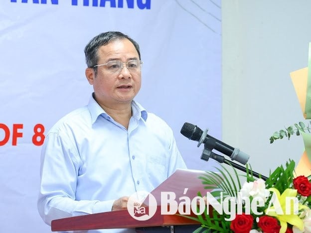 Hoàng Anh Tuấn, Tổng giám đốc Công ty cổ phần xi măng Tân Thắng, Trưởng Ban Quản lý Dự án hệ thống WHR chai sẻ về quá trình triển khai dự án. Ảnh- Thành Cườn 