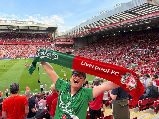 Cùng Carlsberg bật chất ‘fan cứng’ Liverpool FC, bật hè tuyệt đỉnh ngay giữa lòng TP.HCM- Ảnh 8.