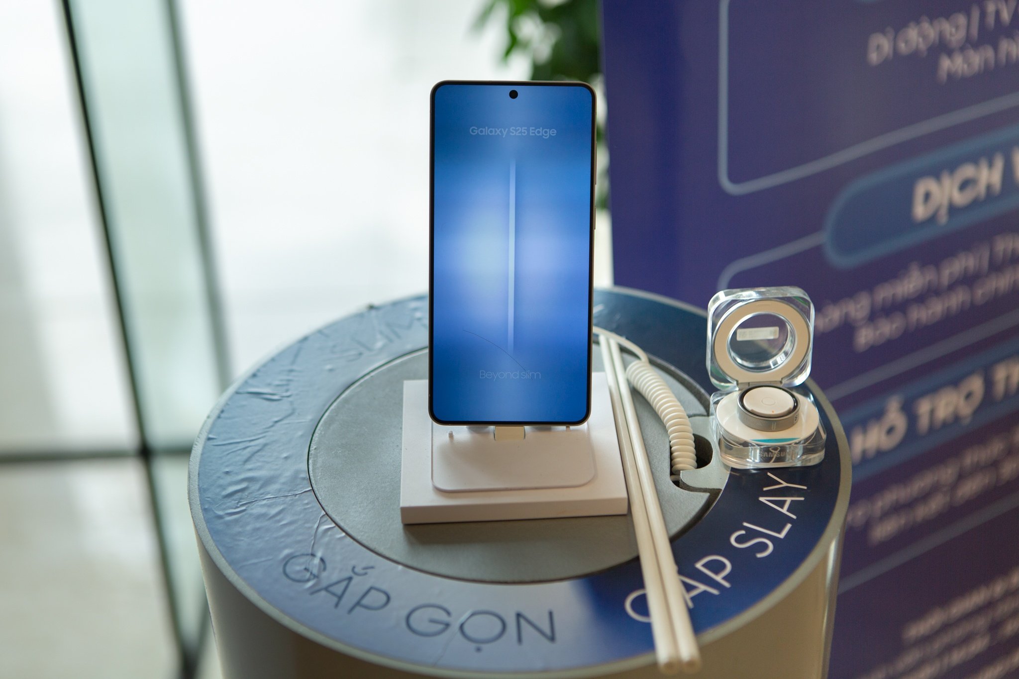 Samsung anh 12